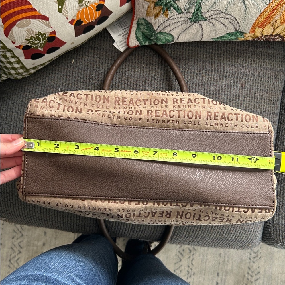 Reaction Kenneth Cole Brown and Black Tote - Picture 13 of 13